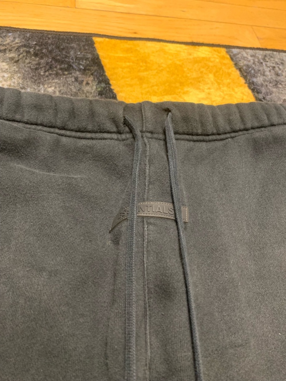 Essentials Sweatpants - Picture 5 of 7